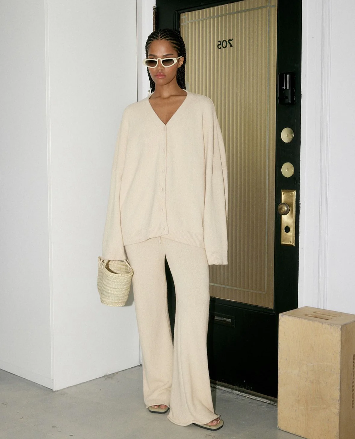 The Knit Trouser, Cream - Image 15